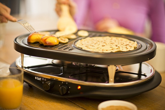 Une raclette parfaite avec le Russel Hobbs 2100056